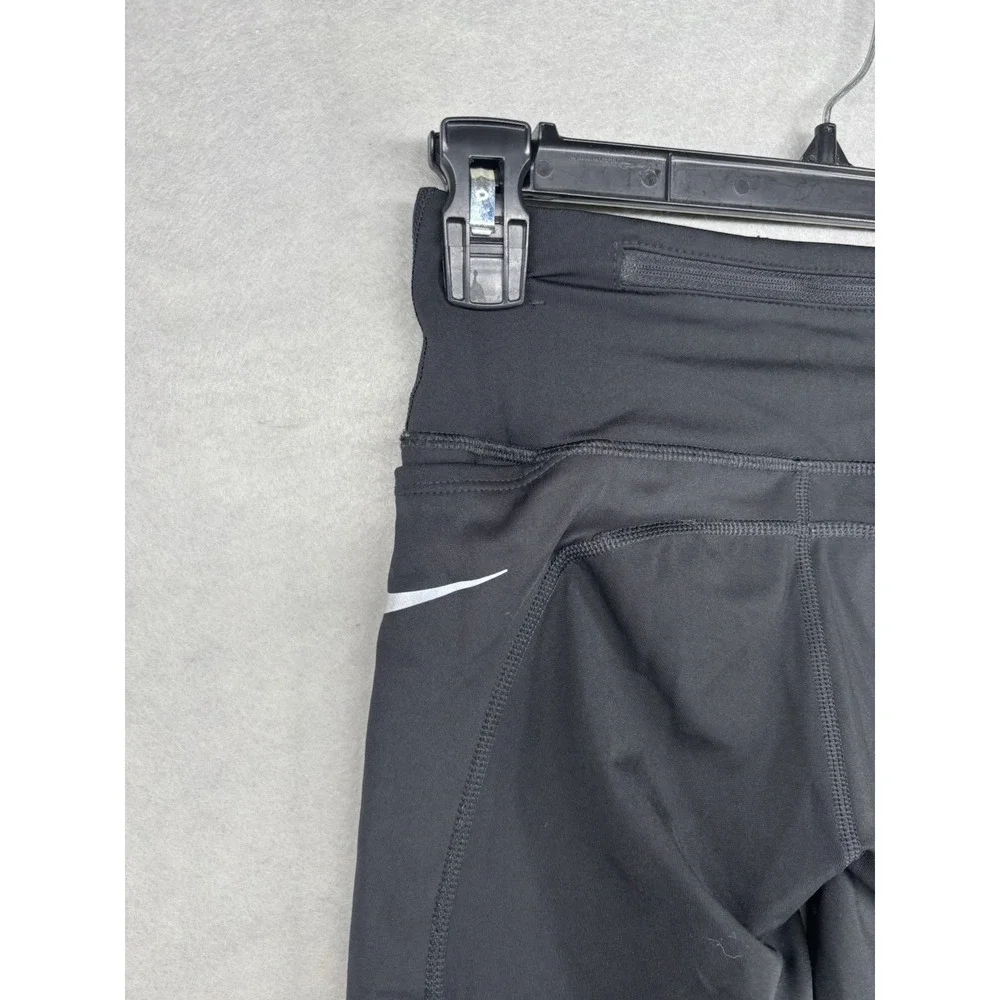 Nike women xs