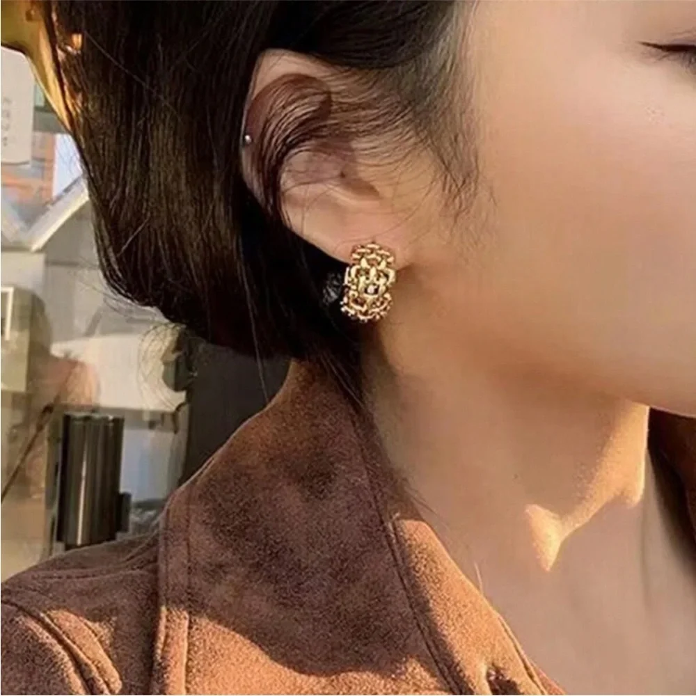 Zara bold gold