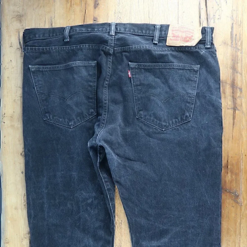 Levis 501 button