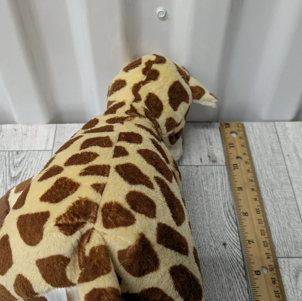 Ty adorable giraffe