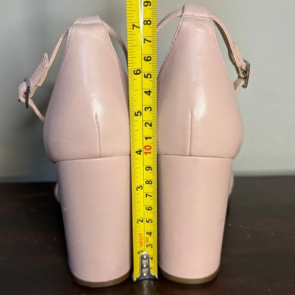 Vince Camuto vince camuto