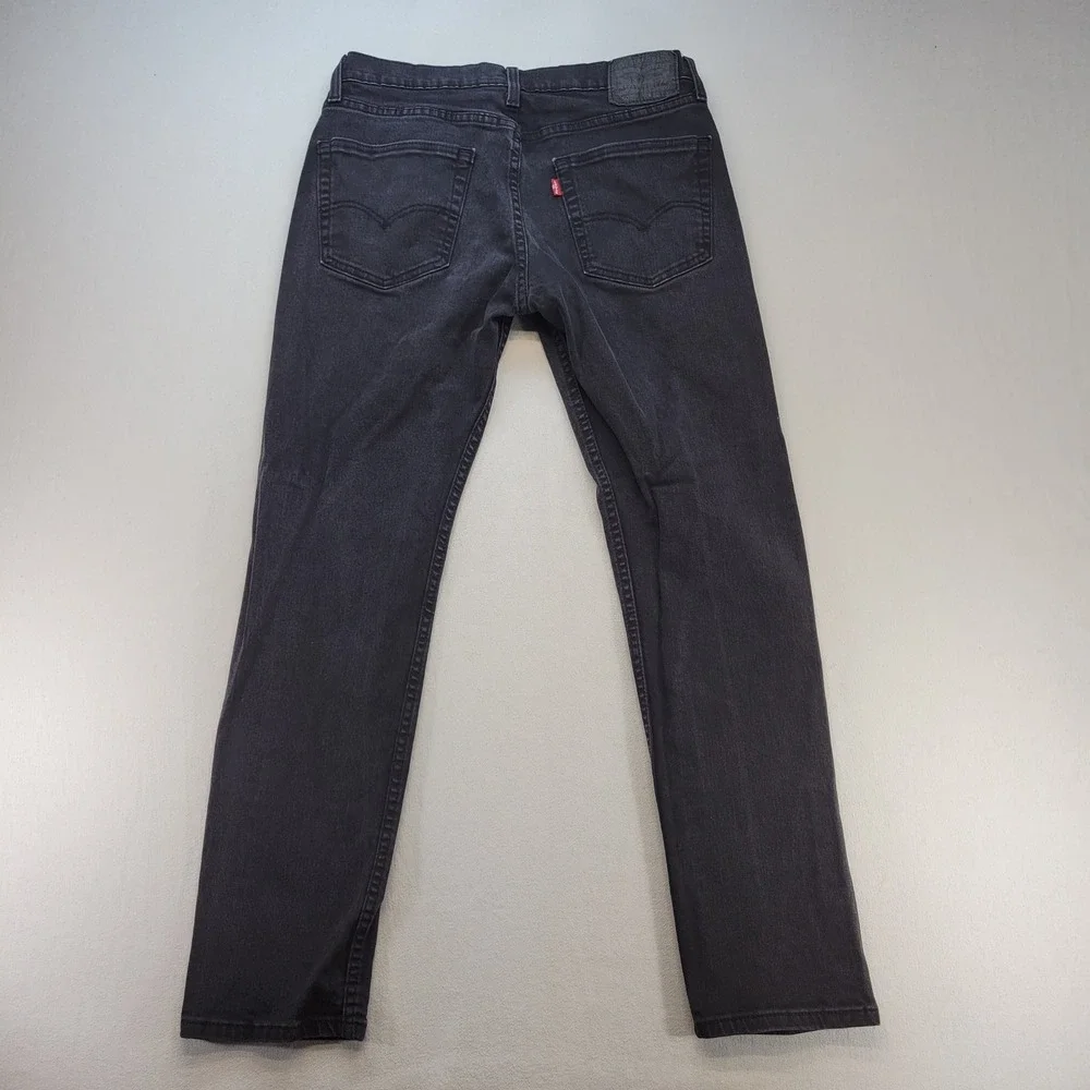 Levis measurements waist