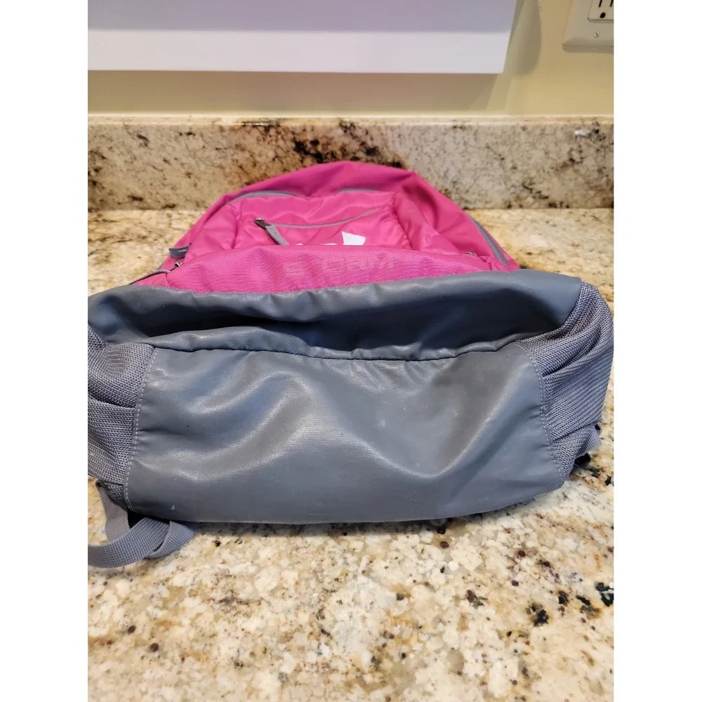 Under Armour zip that included