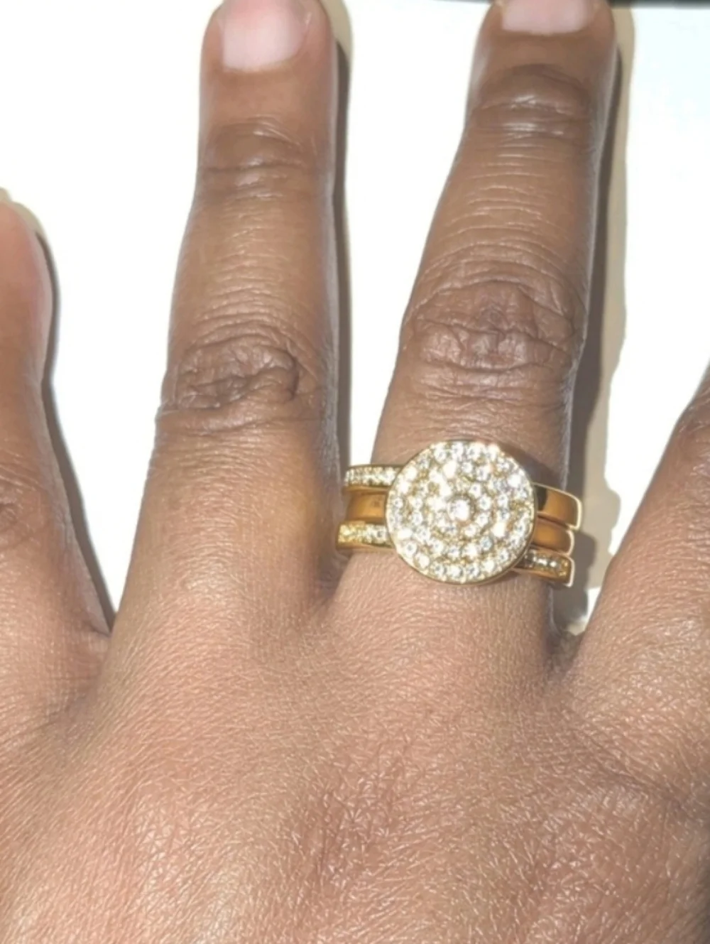 N/A elegant gold