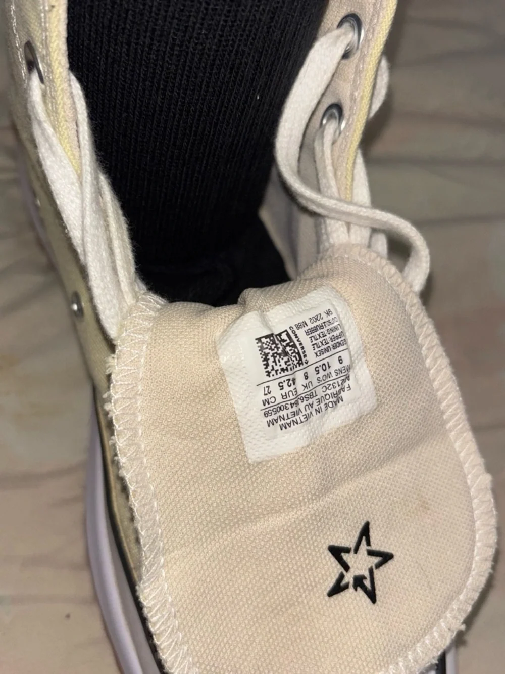 Converse high top