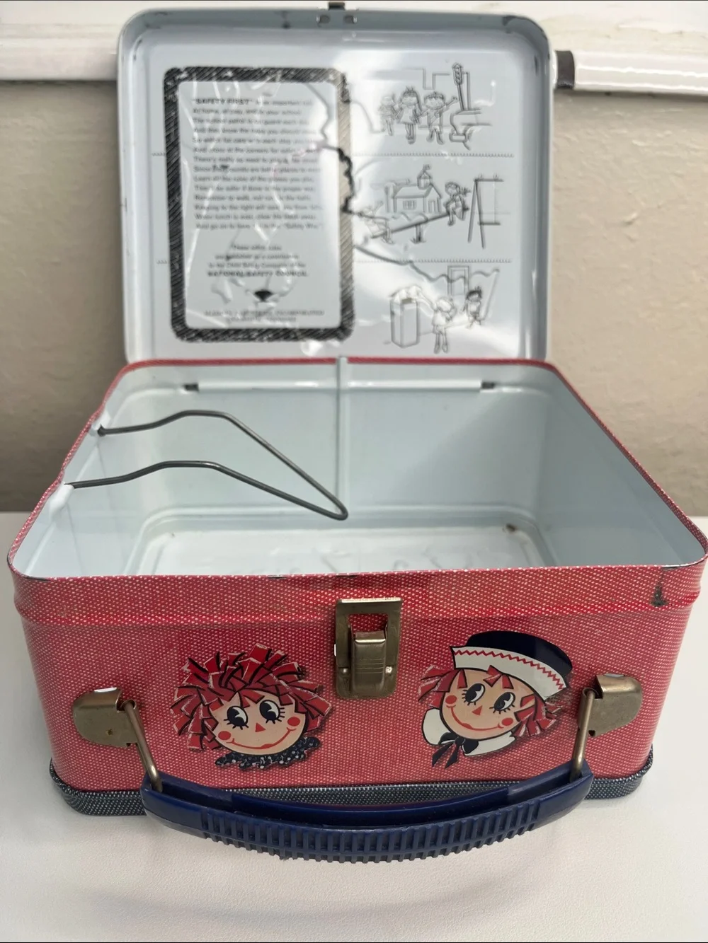 Aladdin industries Inc. vintage lunchbox