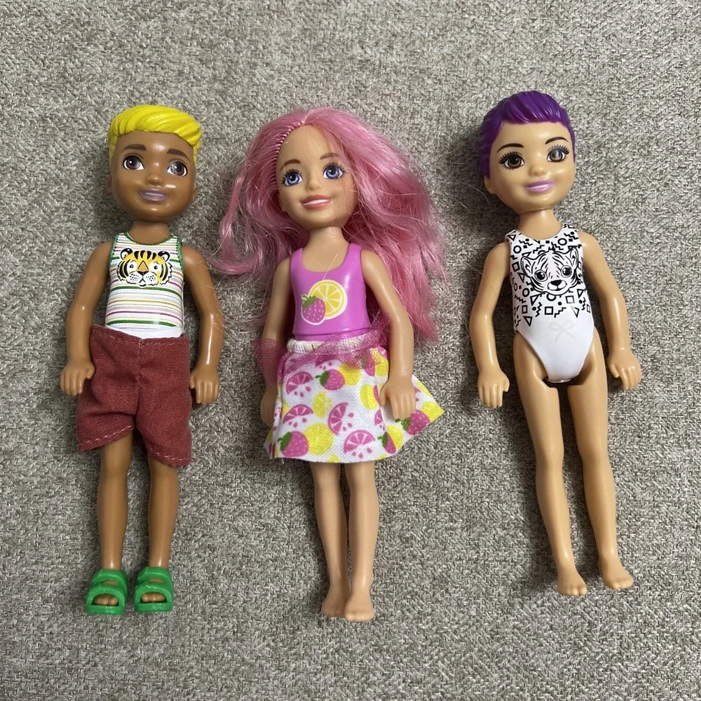 Barbie POP Reveal Fruit Series Strawberry Lemon Picnic Color Reveal Boy Doll