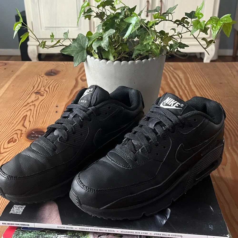 Nike classic kids