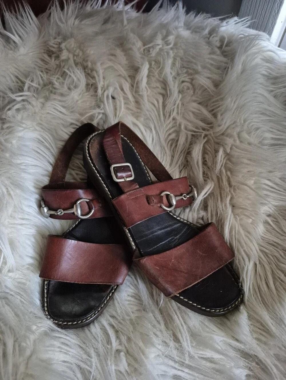 Gucci fair smoke