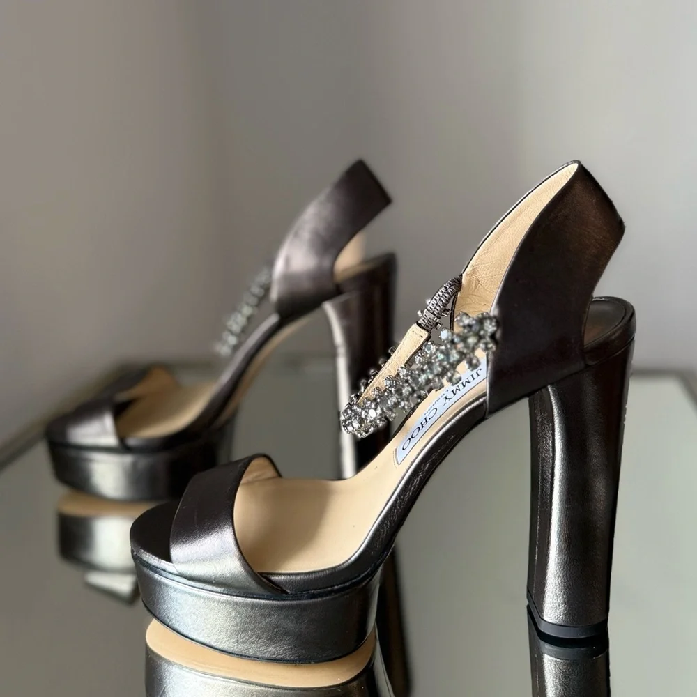 Jimmy Choo new without