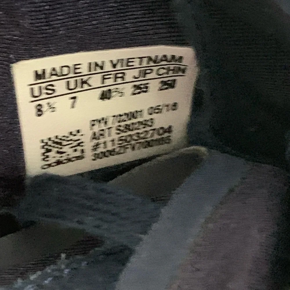 adidas stylish comfortable
