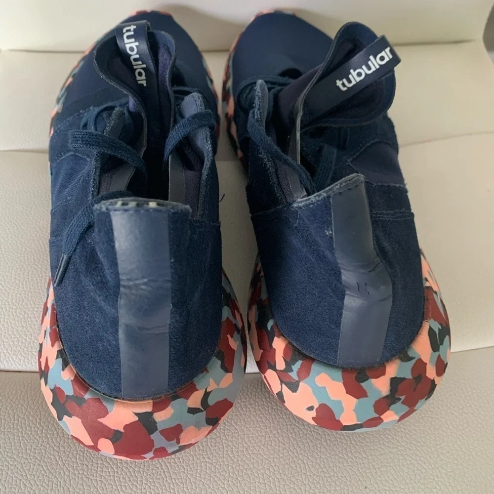 adidas stylish comfortable