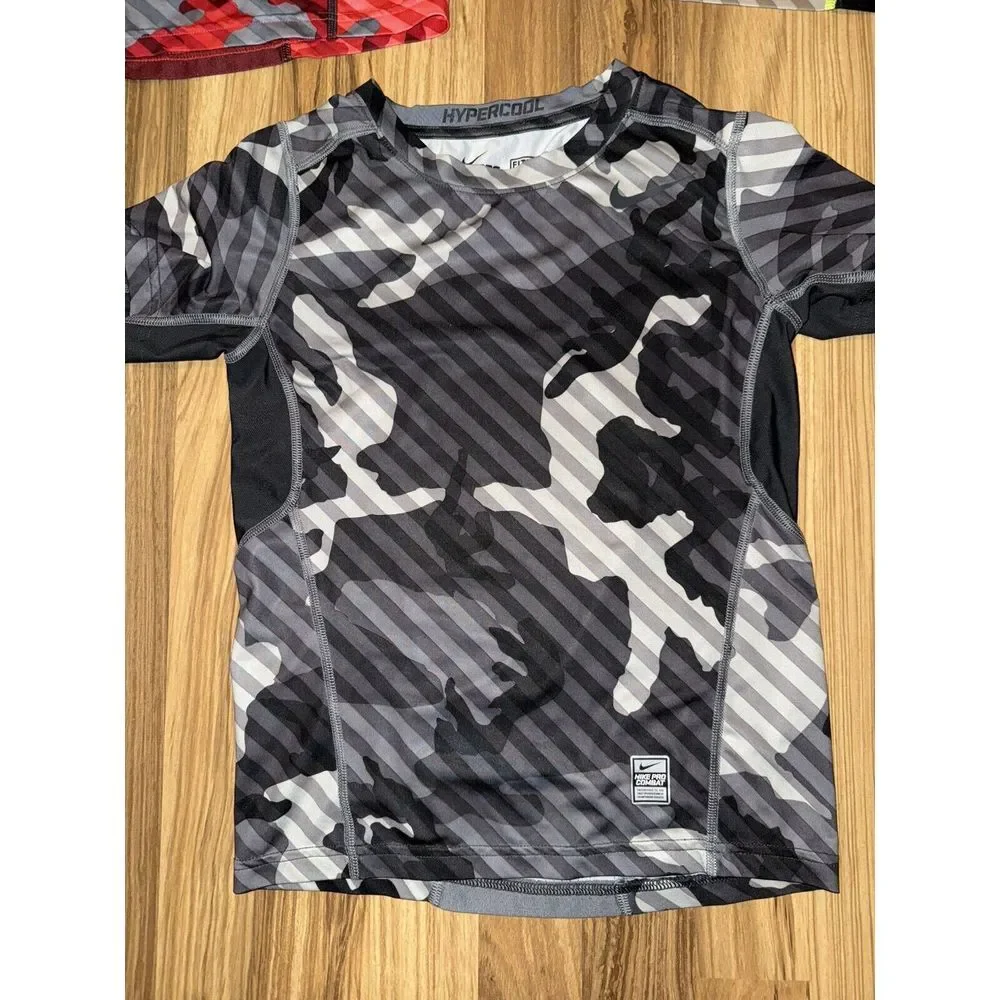 Nike pro combat