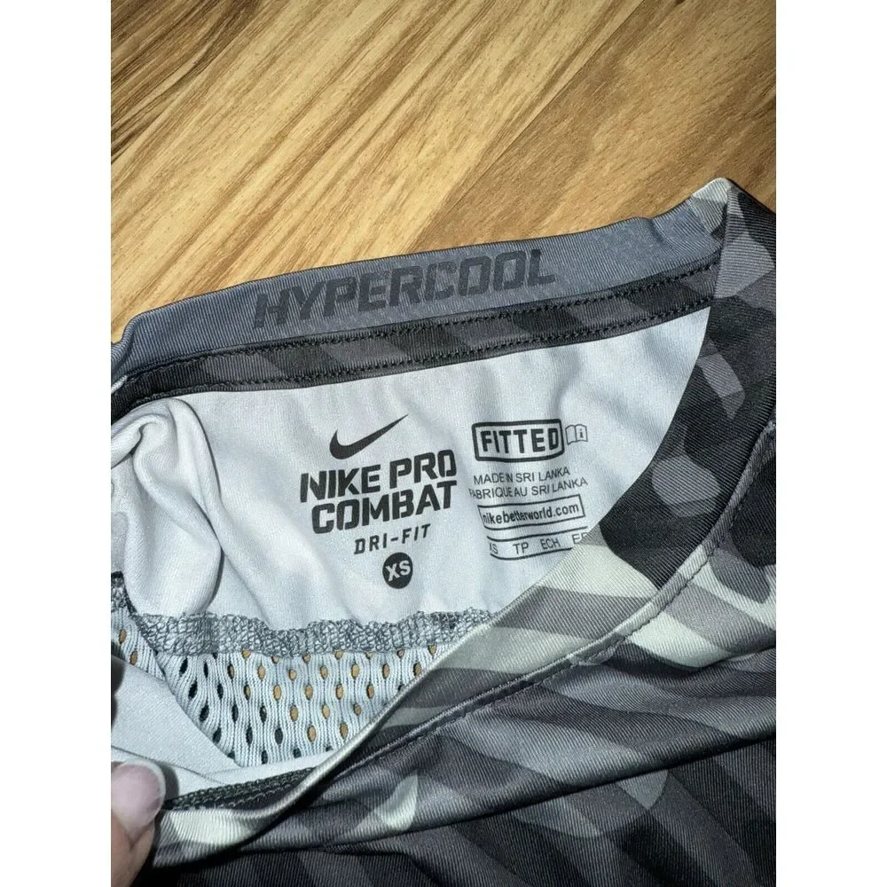 Nike pro combat