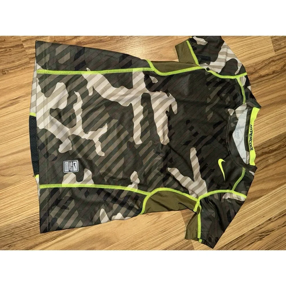 Nike pro combat