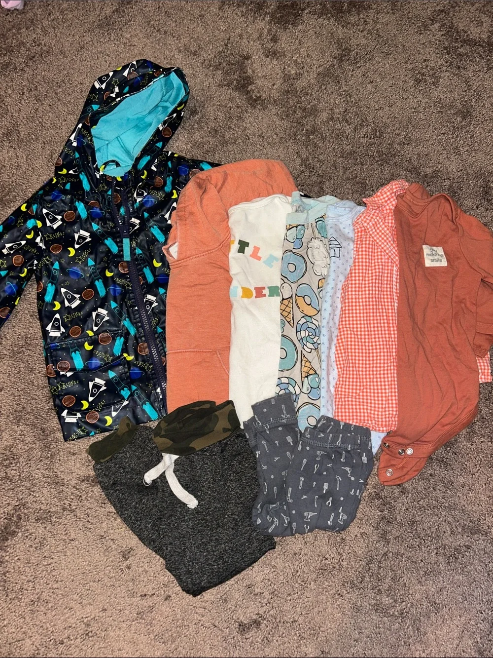 Toddler boys 12m raincoat, top & pants bundle!!