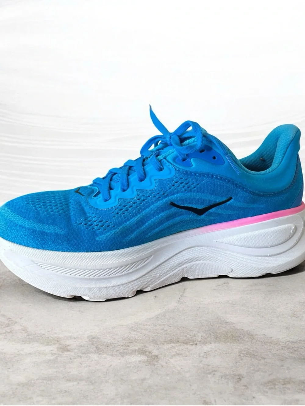Hoka bondi bright