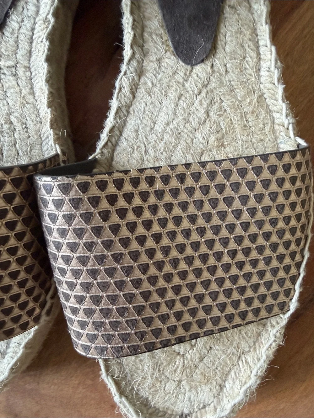 Vince woven leather
