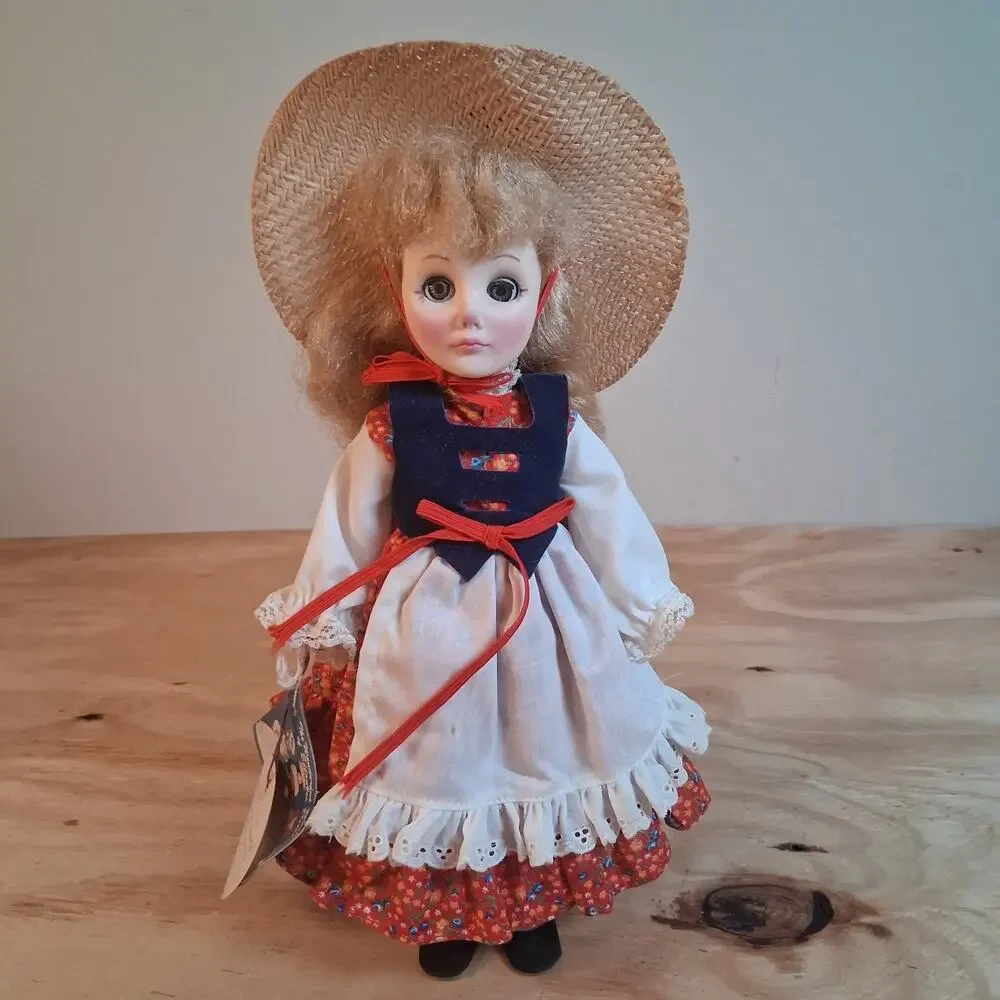 VTG 1975 Wonderful World of Effanbee Miss Germany International #2276 11