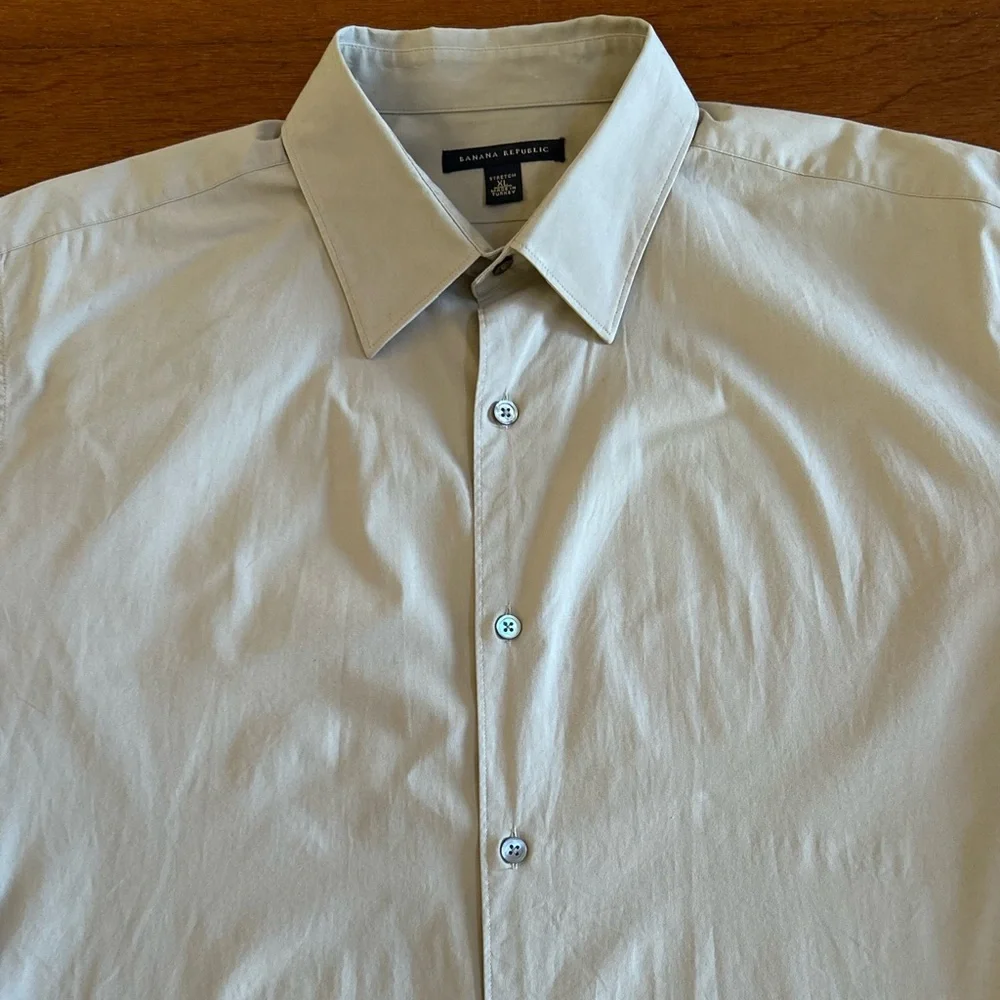 Banana Republic excellent 44”