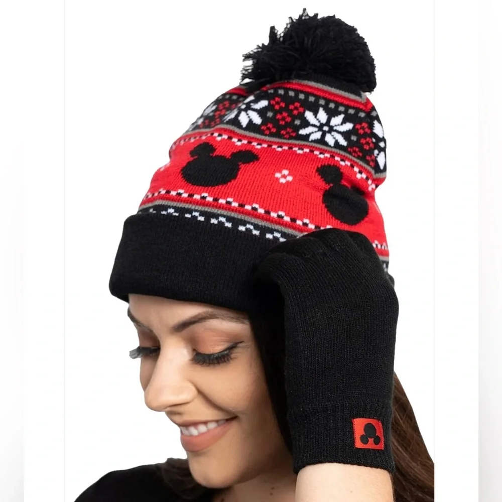 Disney Hat and Gloves NWT