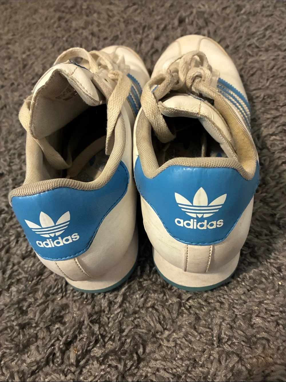 White adidas Samoa