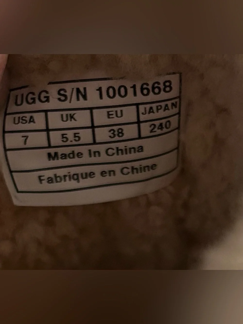 UGG tanasa stylish