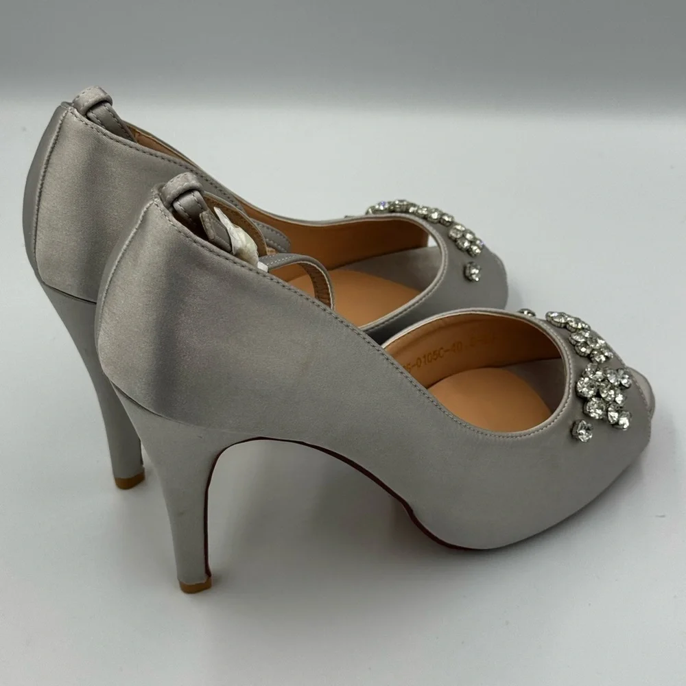 N/A elegant silver