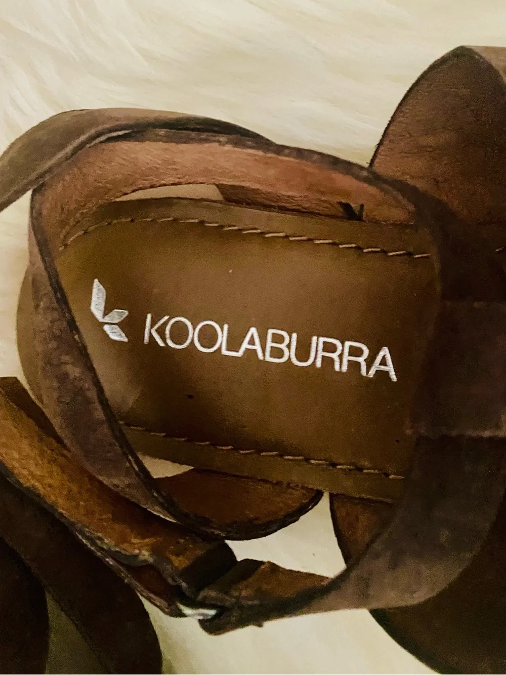 Koolaburra these brown