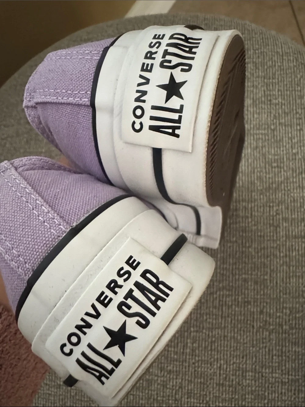 Converse low top