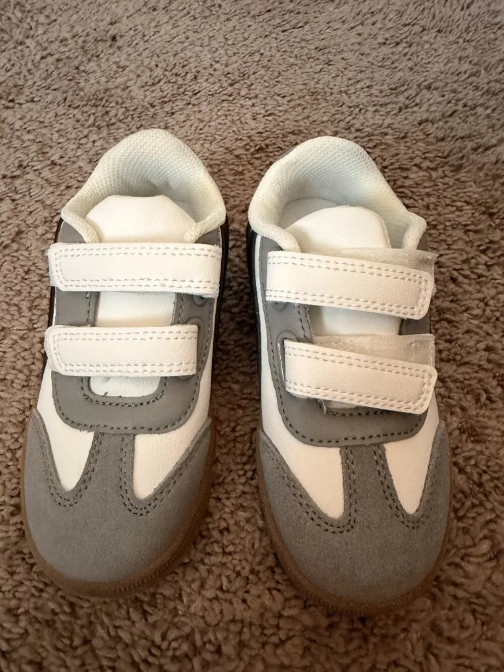 Cat & Jack dakota sneakers