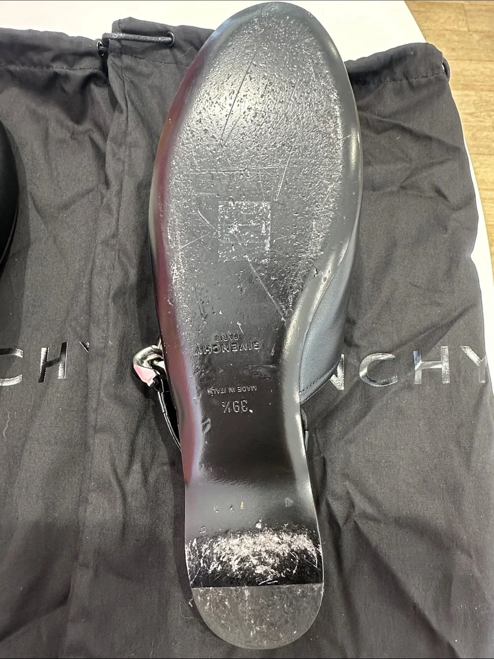 Givenchy authentic chain