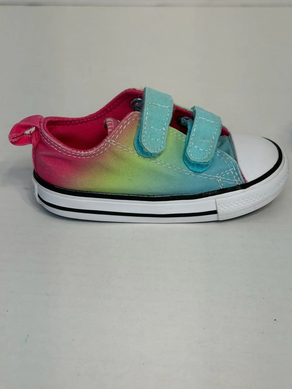 Title:Converse Chuck Taylor All Star EasyOn Low TD Bright Ombre Size 6 Infant