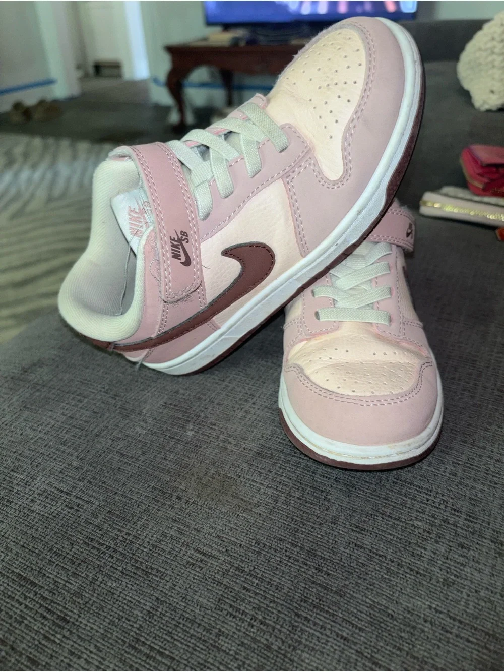 Nike Kids' Low-Top Sneakers in Light Pink and Brown 12.5