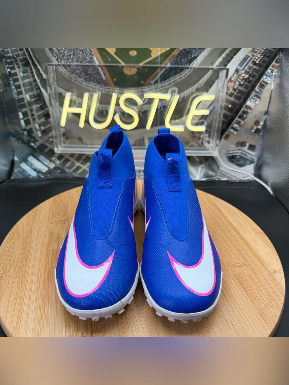 Nike great preowned