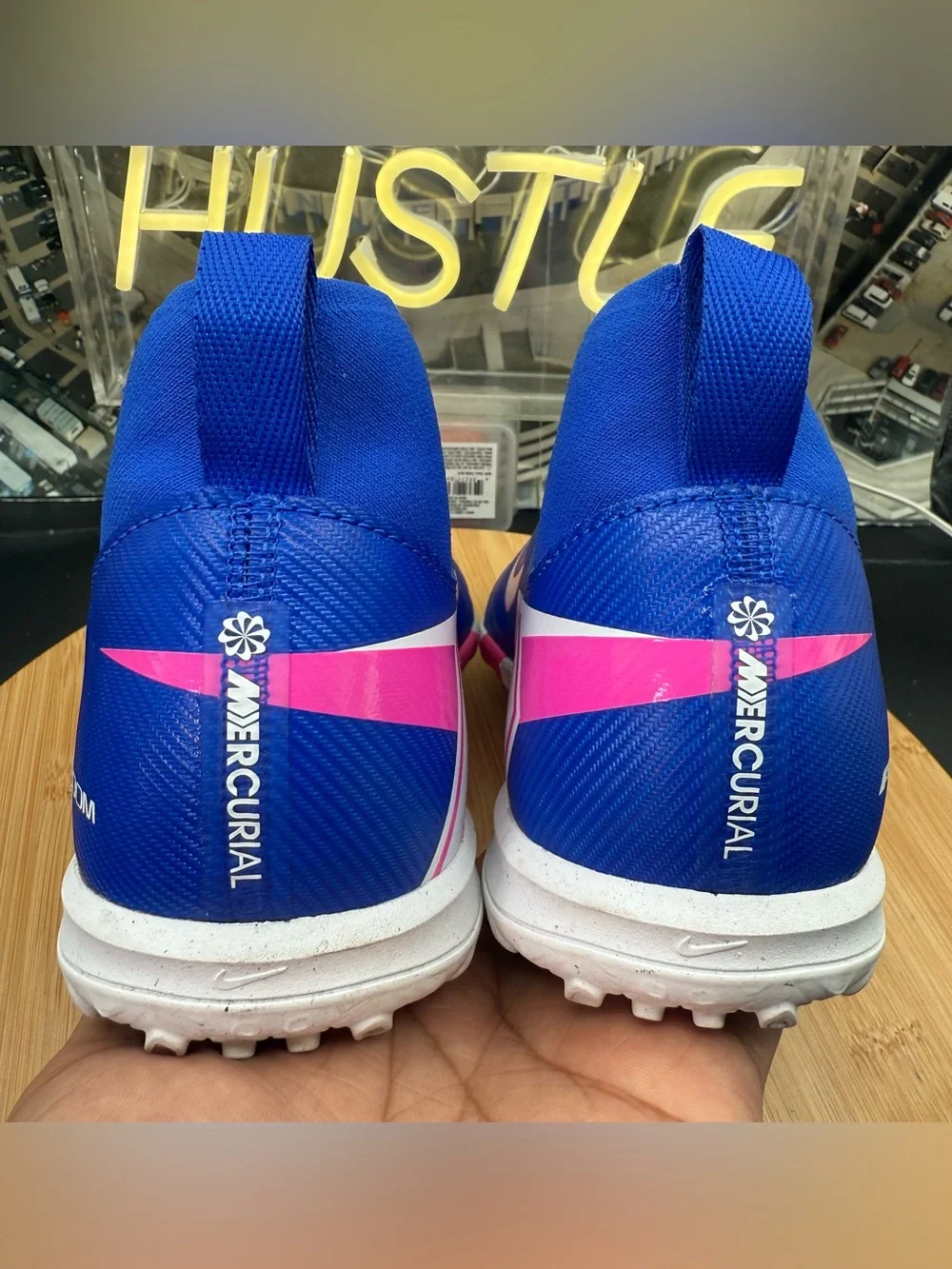Nike great preowned