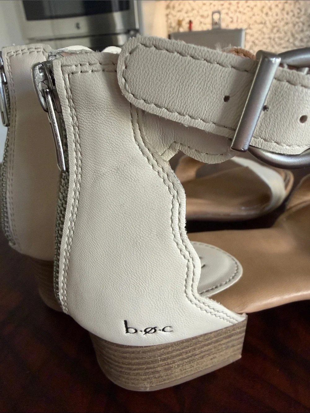 b.o.c. chic scalloped