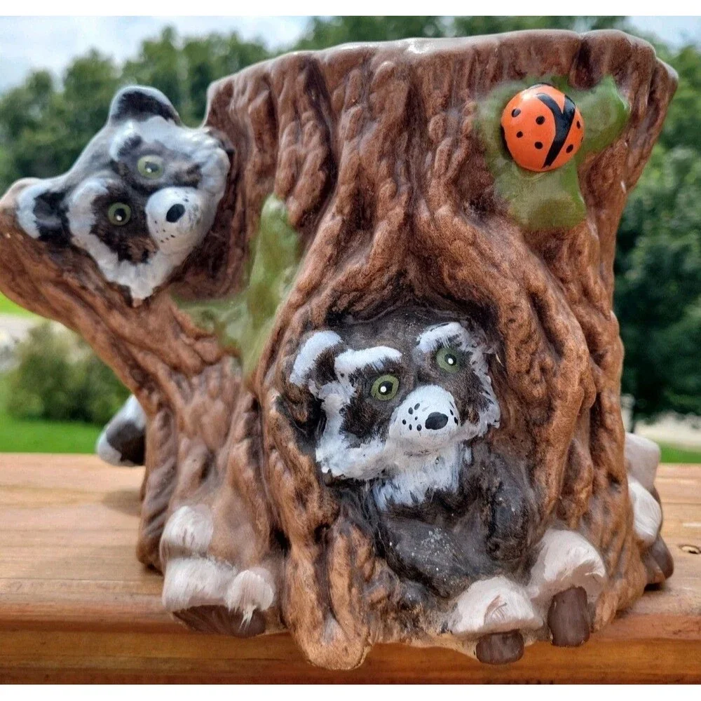VTG Handpainted Ceramic Raccoons and Tree Stump Planter 11x6x6 USA 1970s-80s