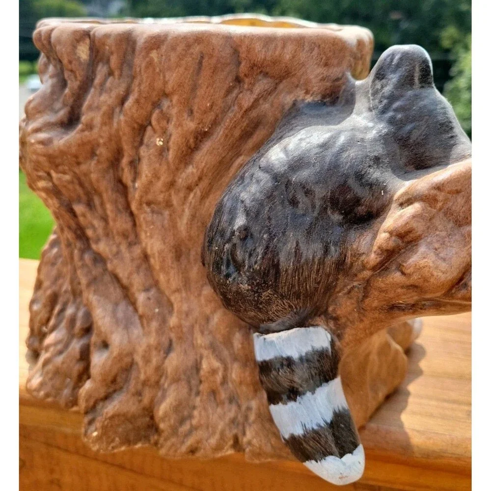 VTG Handpainted Ceramic Raccoons and Tree Stump Planter 11x6x6 USA 1970s-80s