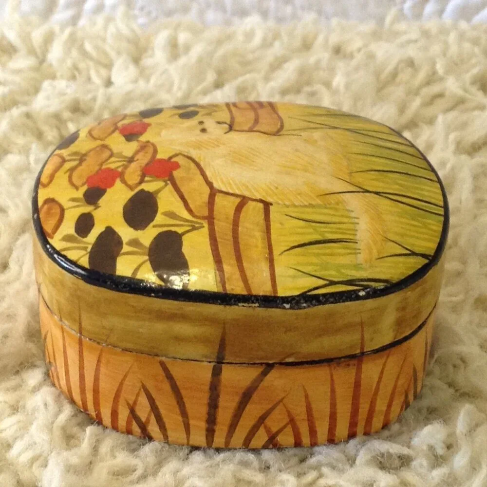 VTG Hand Crafted Wooden/Decorative Trinket Box. Basswood, Cottagecore, Folk Art