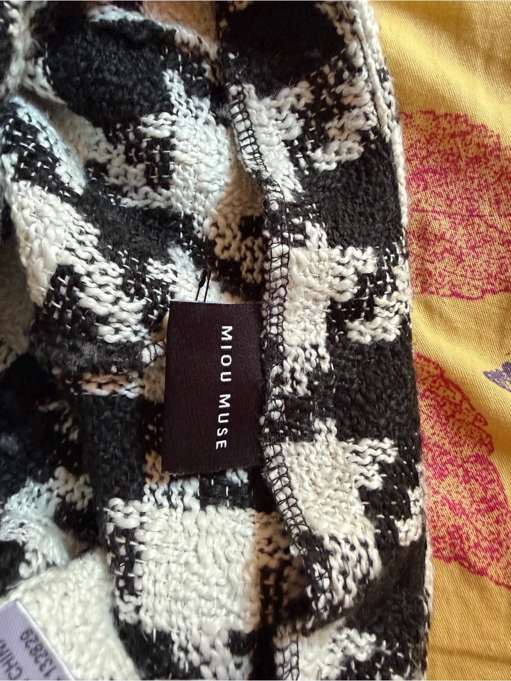 Miou Muse warmth black soft