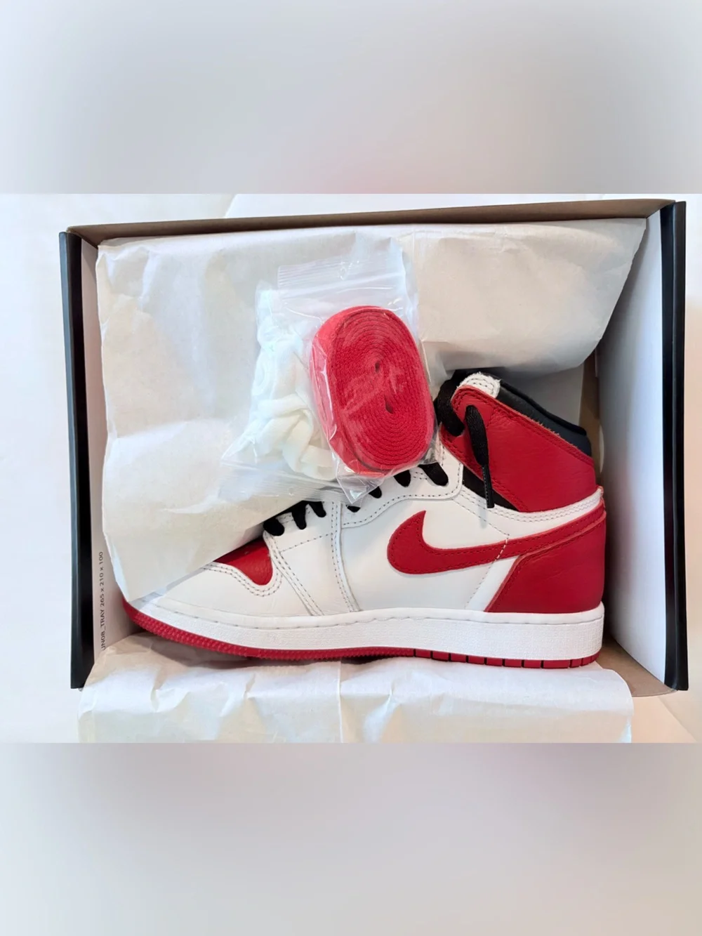 Nike photos red includes
