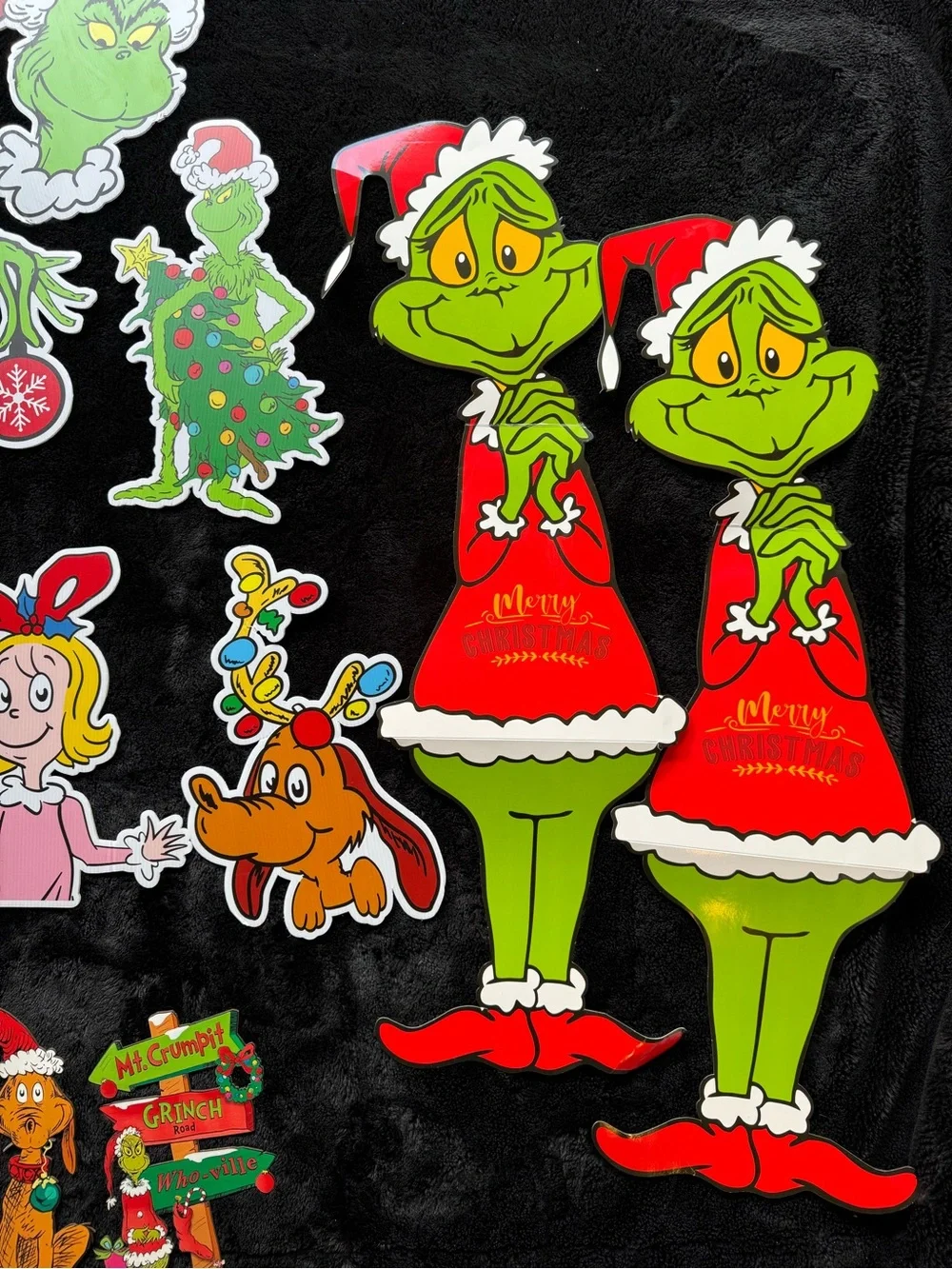 N/A festive grinch