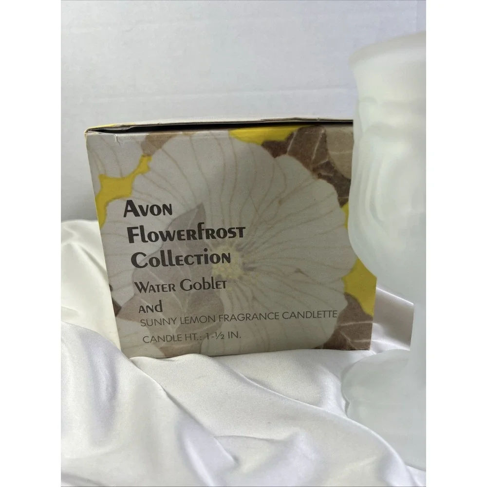 Avon vtg flowerfrost