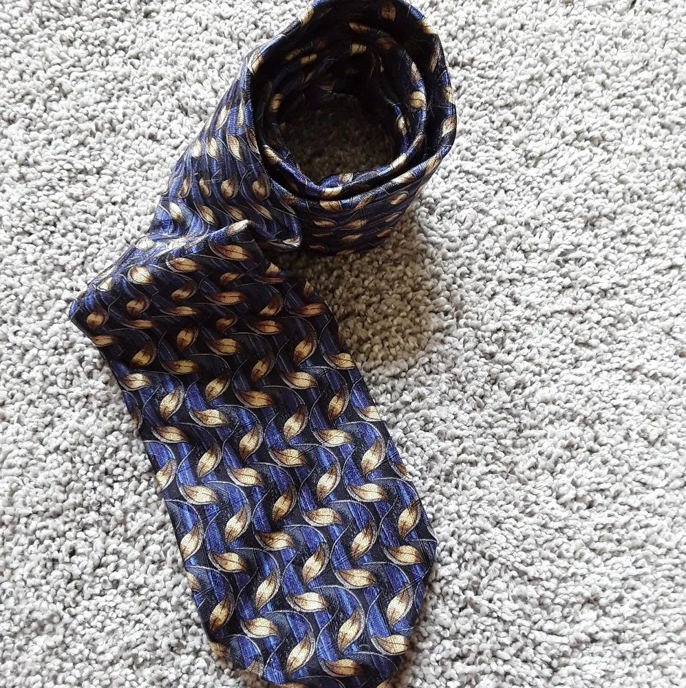 Ermenegildo Zegna men silk tie classic casual luxury