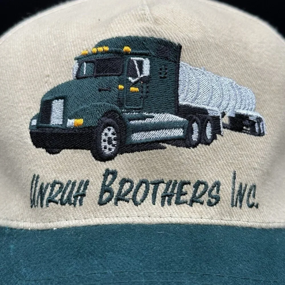 Beaver Caps great preloved