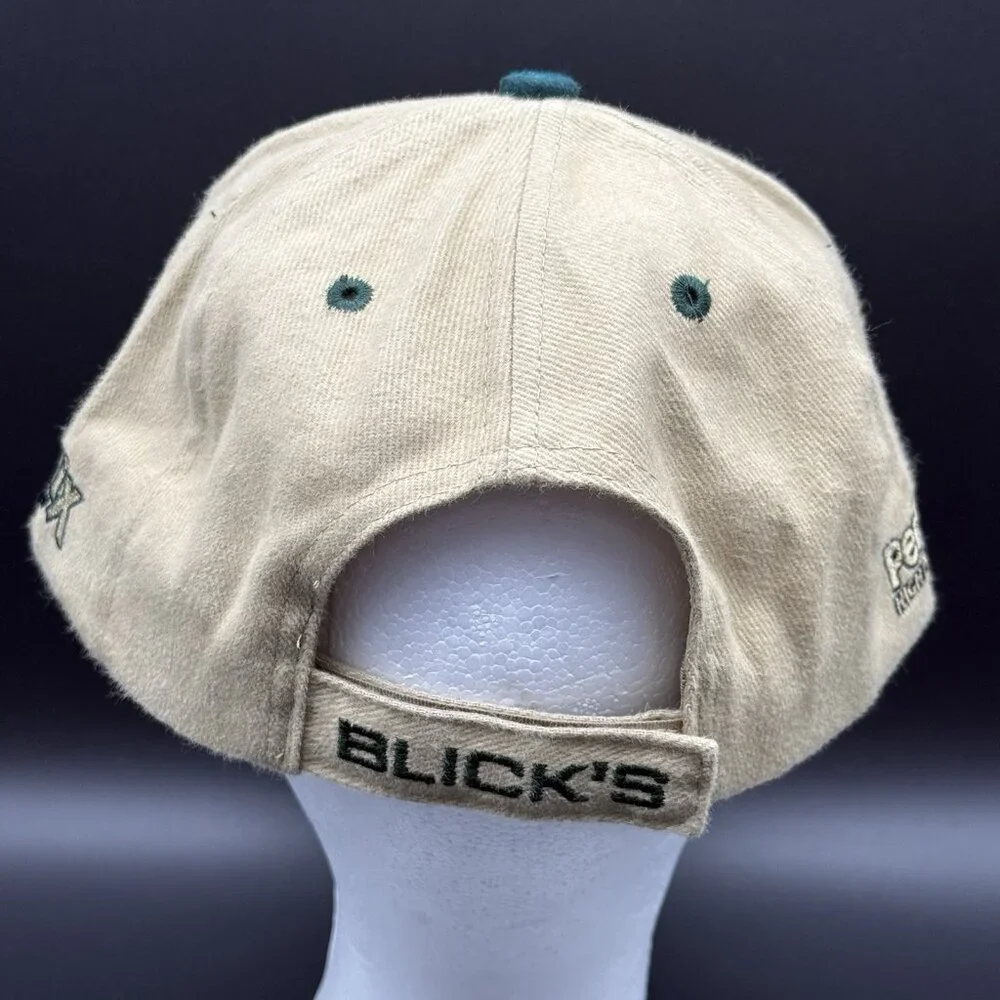 Beaver Caps great preloved