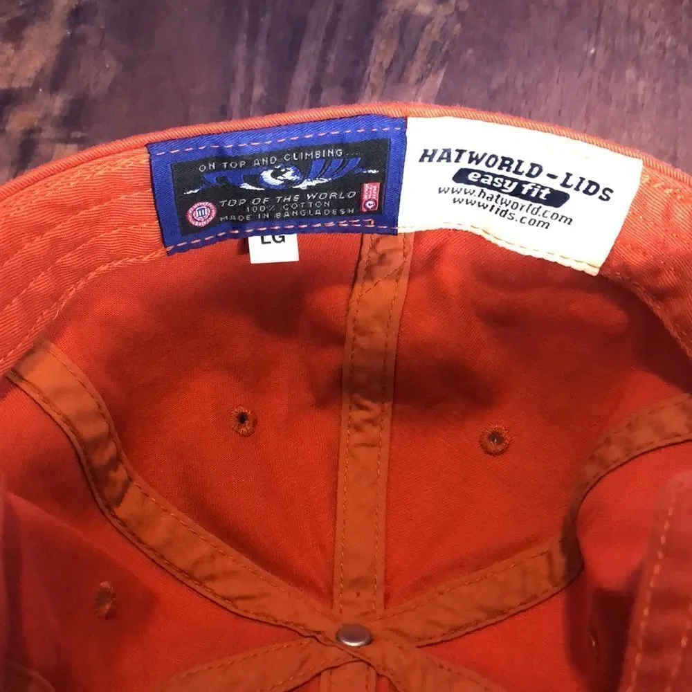 Hatworld-Lids size large