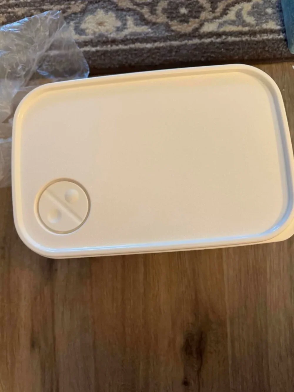 Tupperware drink dispenser