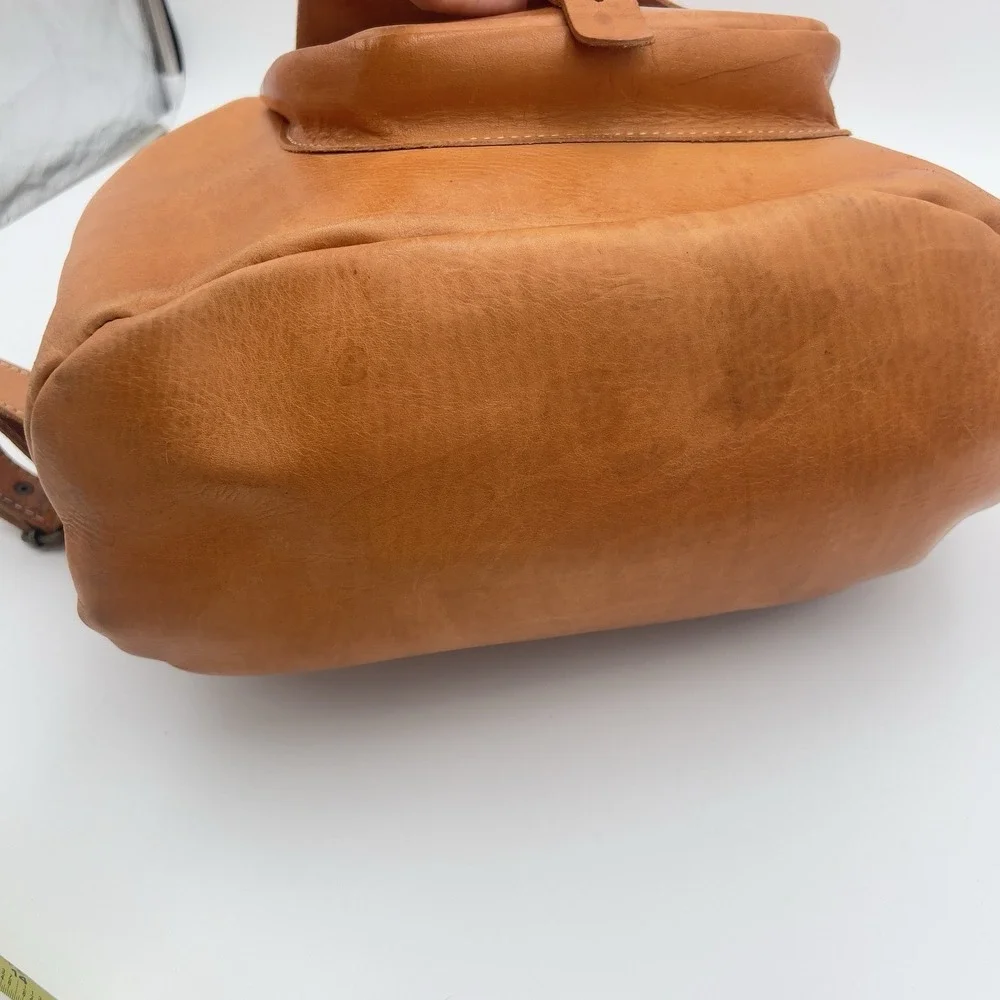 Brown Leather Hiking Backpack 15L Drawstring Buckle 2-Pocket Adjustable Straps